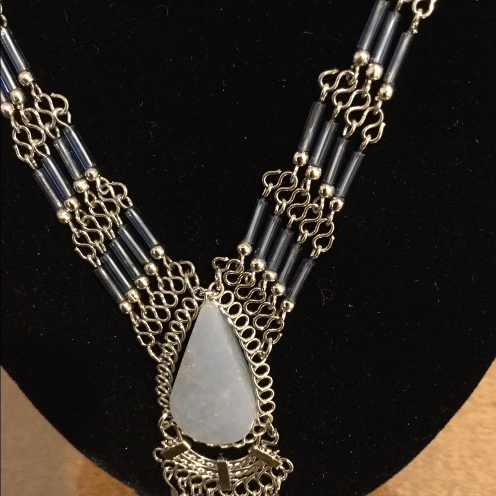 Blue statement necklace - Picture 2 of 2